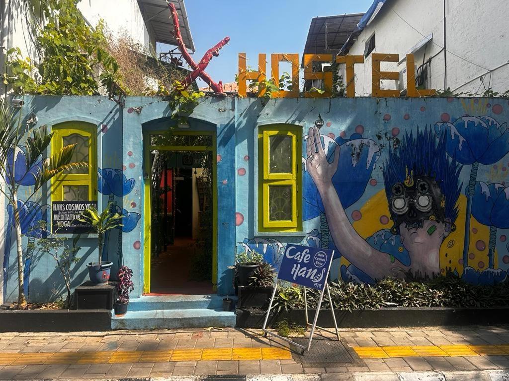 Xhostel Hostel Kochi Buitenkant foto